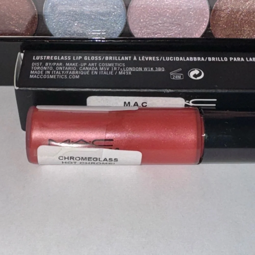 MAC Chromeglass Hot chrome!